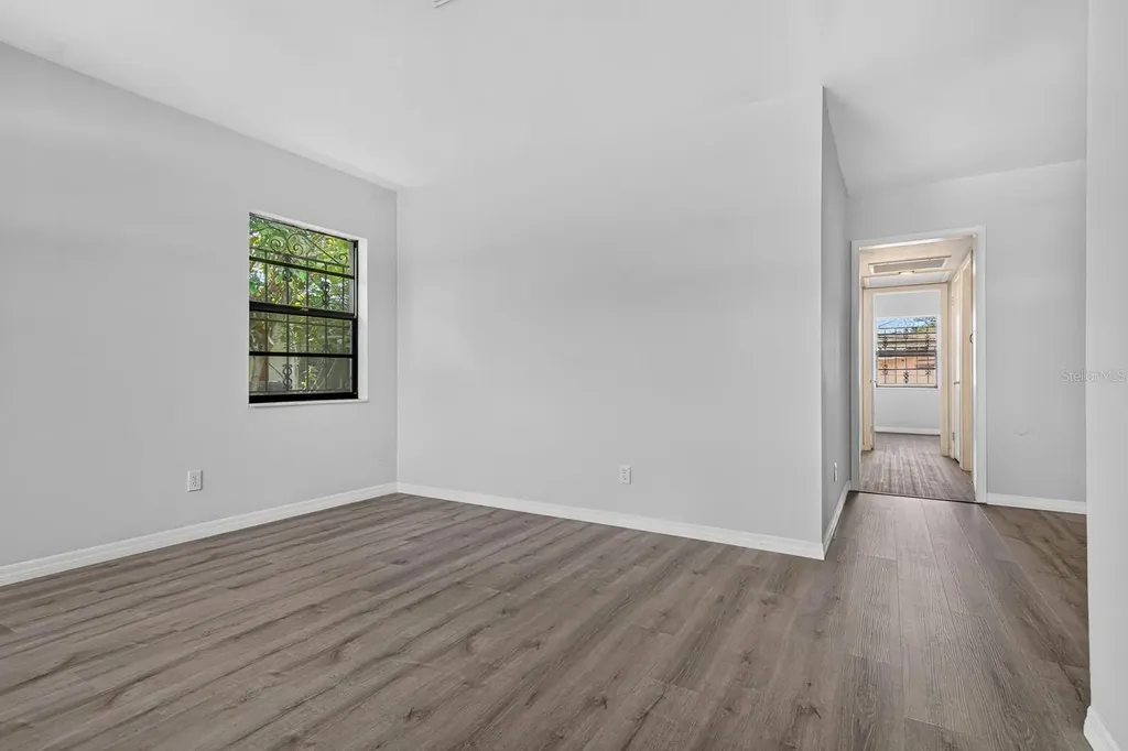 2211 Mallory Avenue Tampa FL 33605