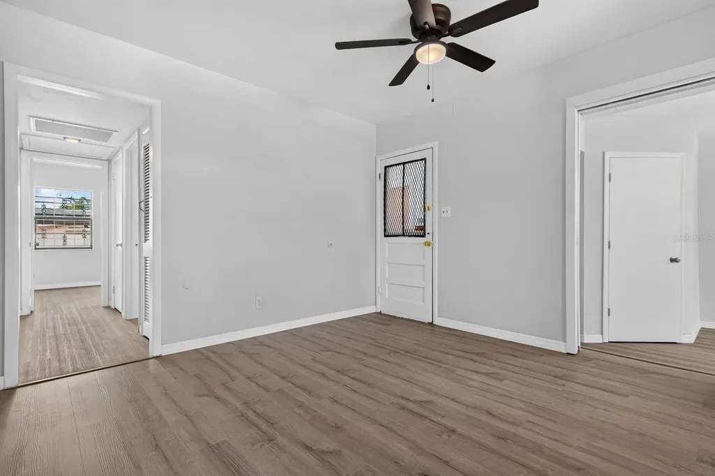 2211 Mallory Avenue Tampa FL 33605