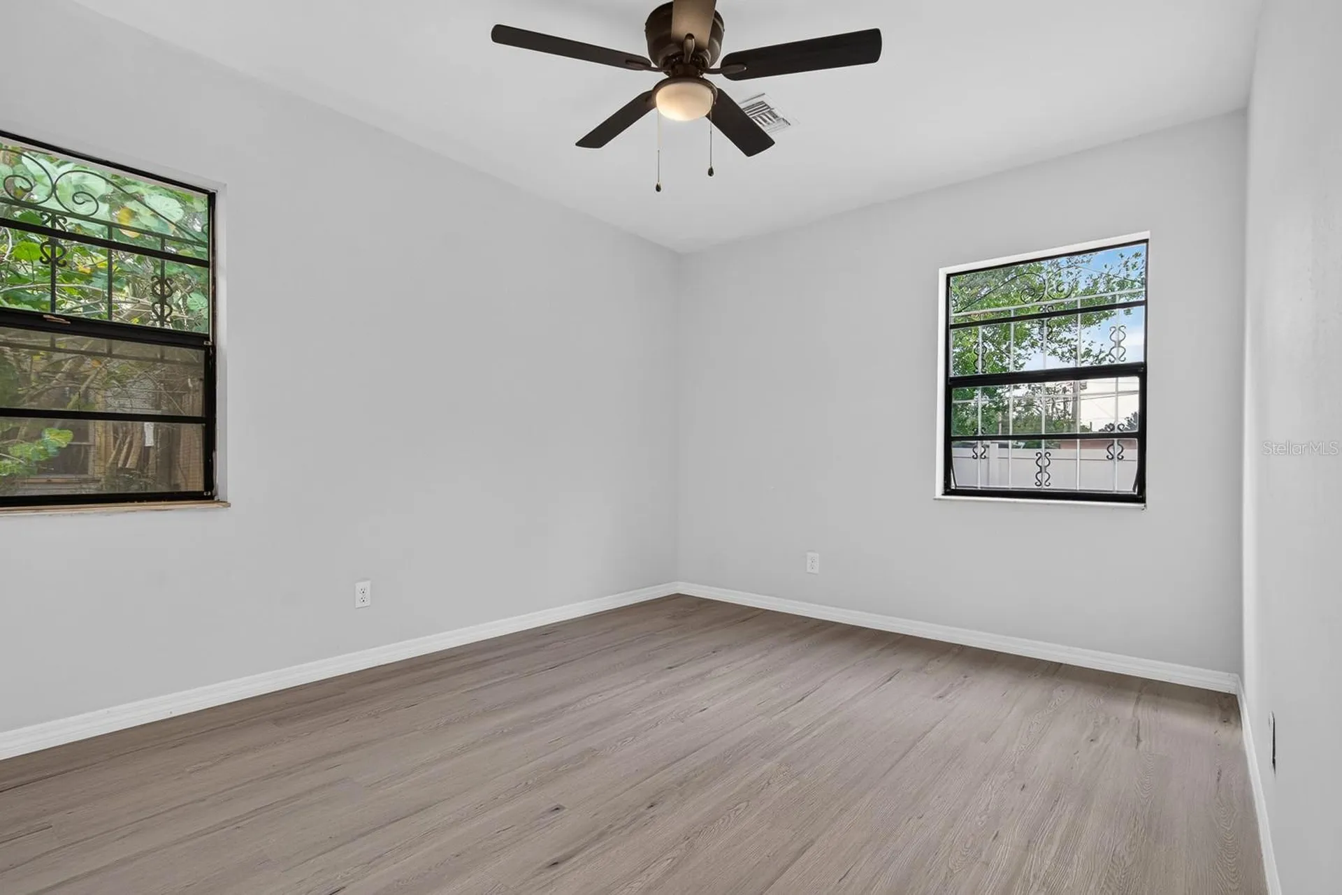 2211 Mallory Avenue Tampa FL 33605