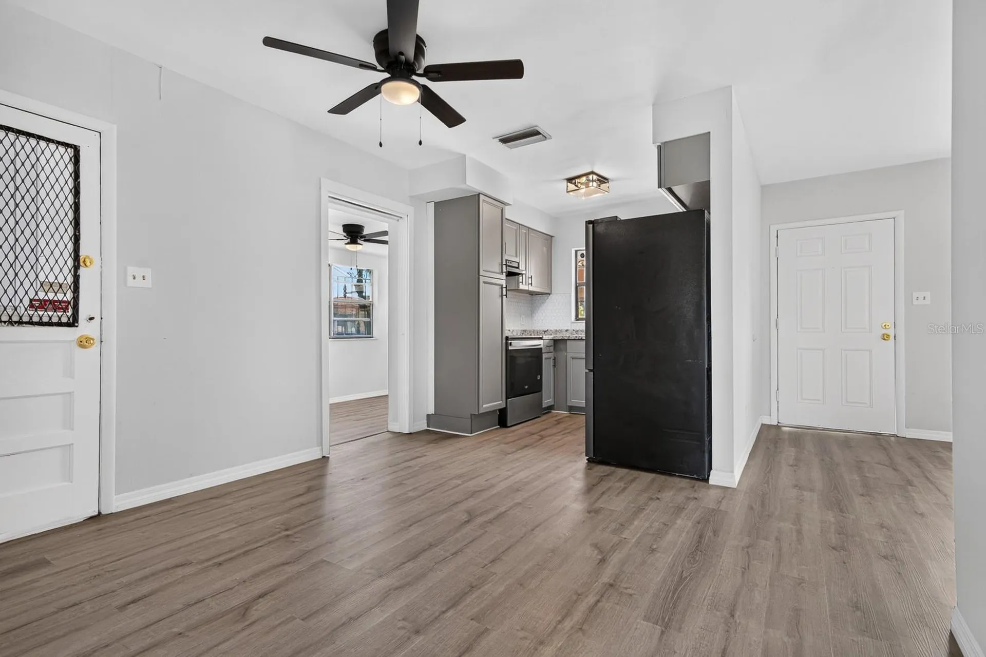 2211 Mallory Avenue Tampa FL 33605