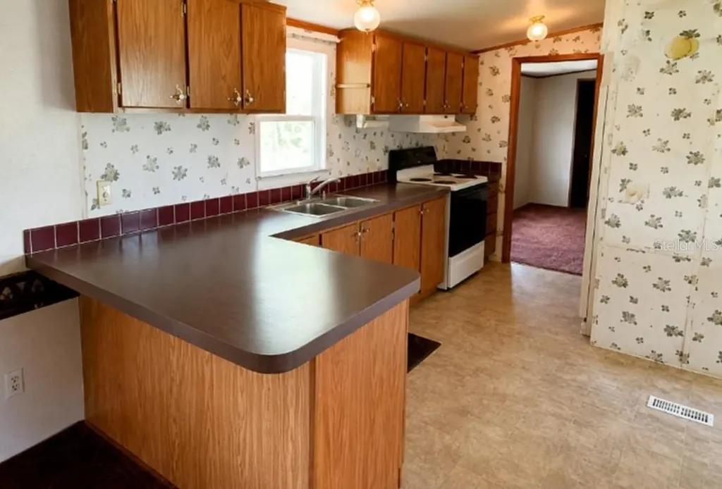 1142 SW Jim Clark Road Madison FL 32340