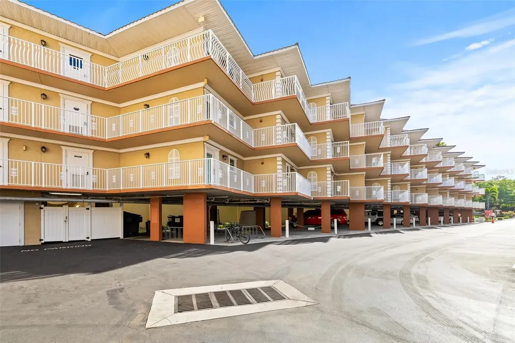 1420 Bayshore Boulevard Dunedin FL 34698