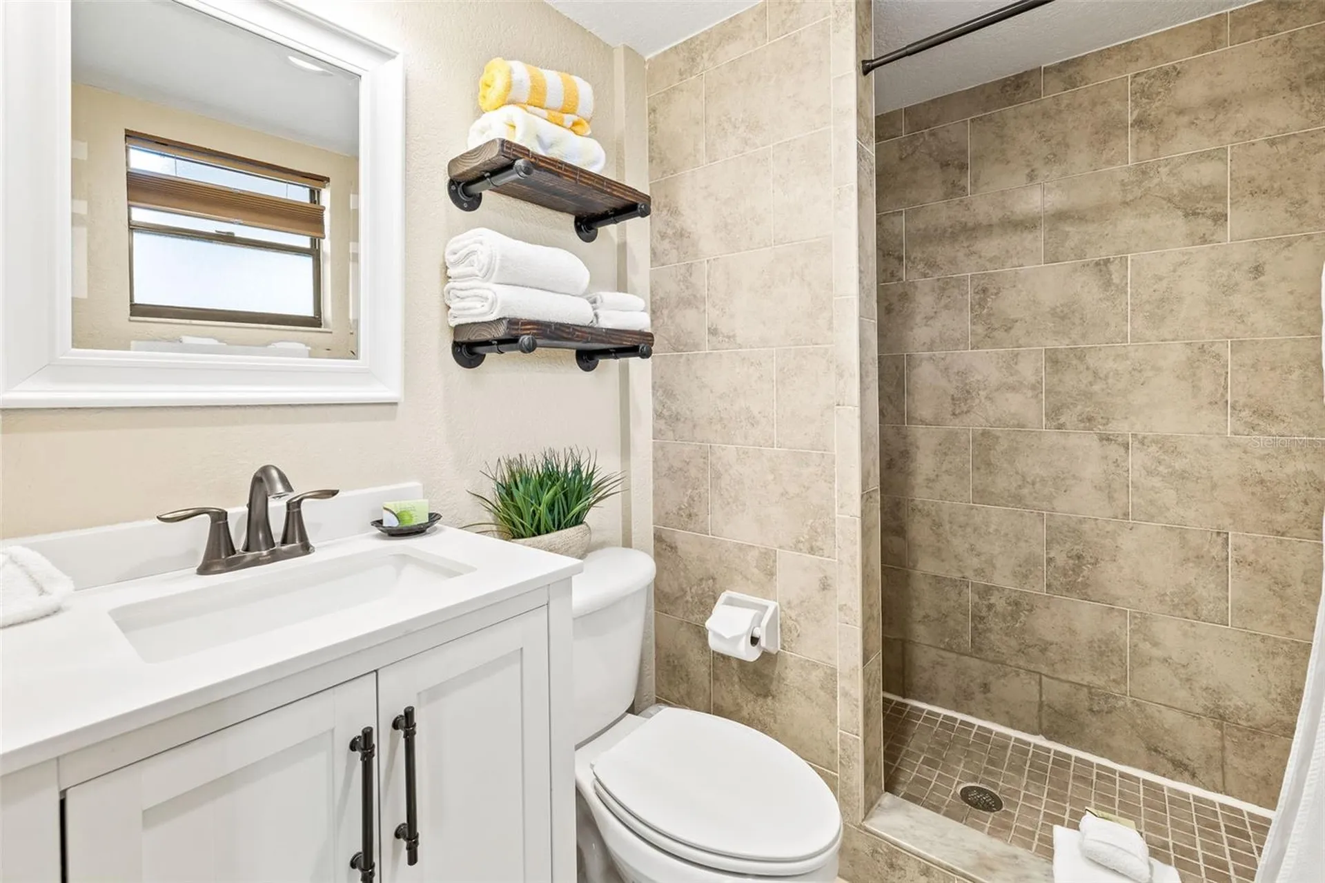 1420 Bayshore Boulevard Dunedin FL 34698