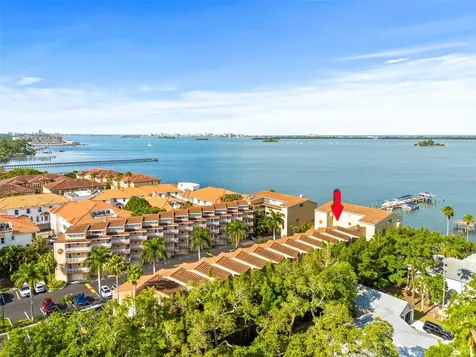 1420 Bayshore Boulevard Dunedin FL 34698