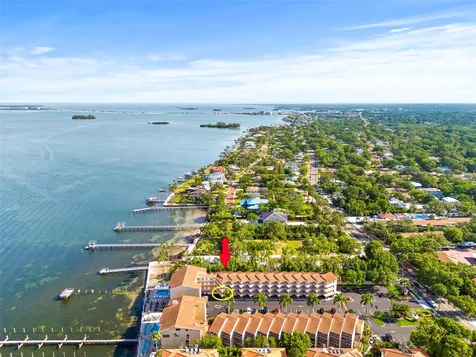 1420 Bayshore Boulevard Dunedin FL 34698