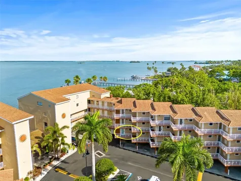 1420 Bayshore Boulevard Dunedin FL 34698