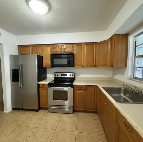 1831 Wilton Avenue Orlando FL 32805