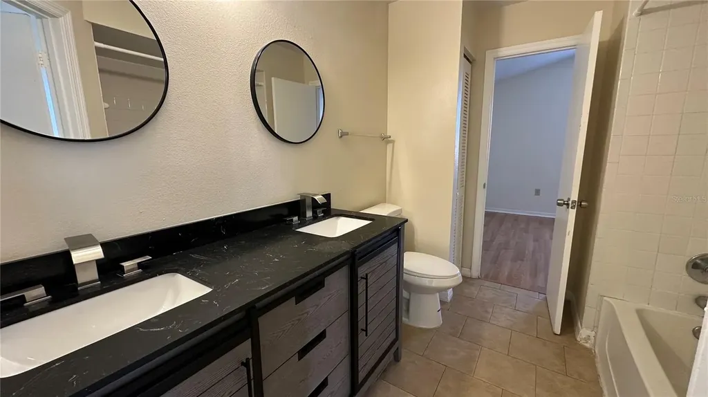 405 Fountainhead Circle Kissimmee FL 34741