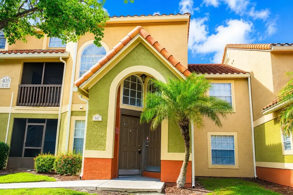 405 Fountainhead Circle Kissimmee FL 34741
