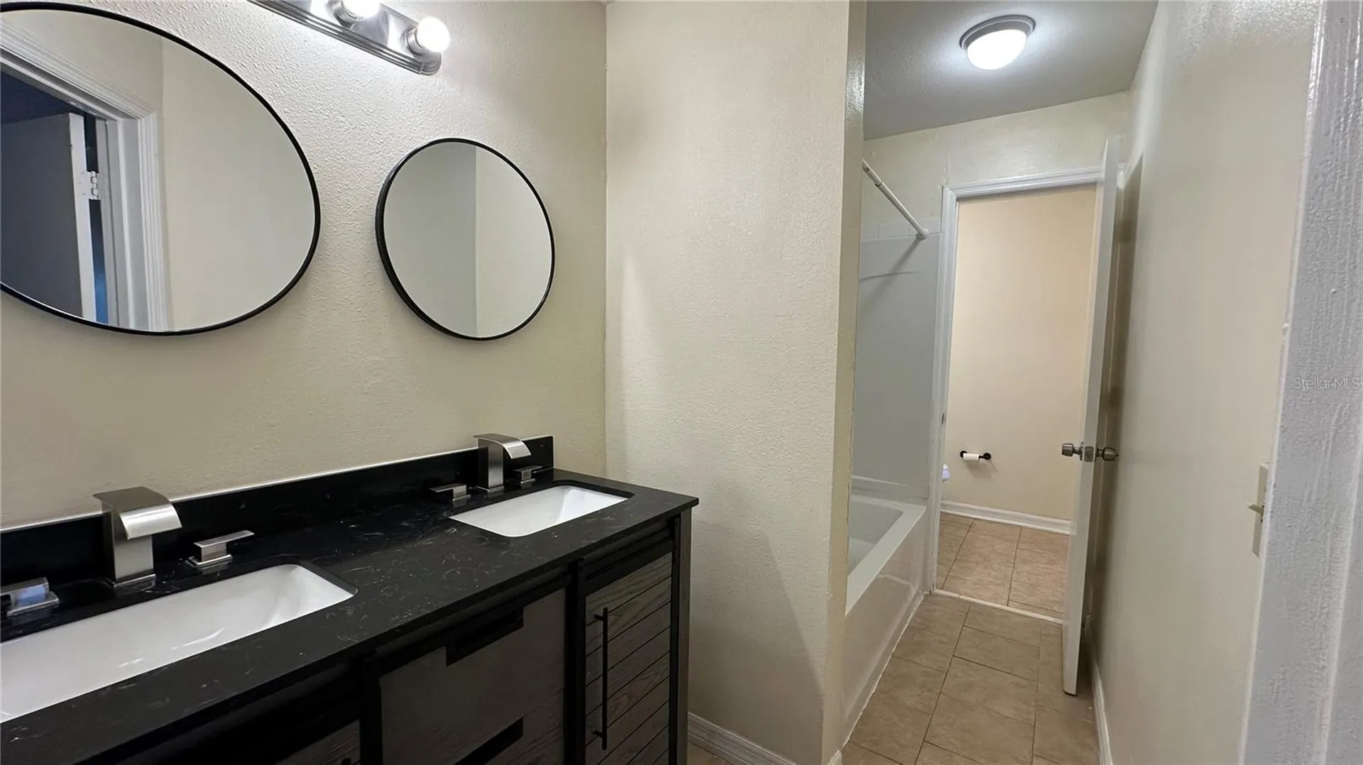 405 Fountainhead Circle Kissimmee FL 34741