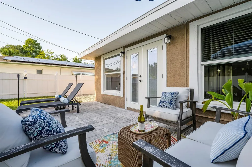 1252 Burma Avenue Clearwater FL 33764