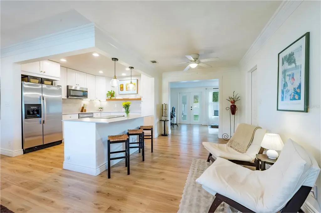 1252 Burma Avenue Clearwater FL 33764