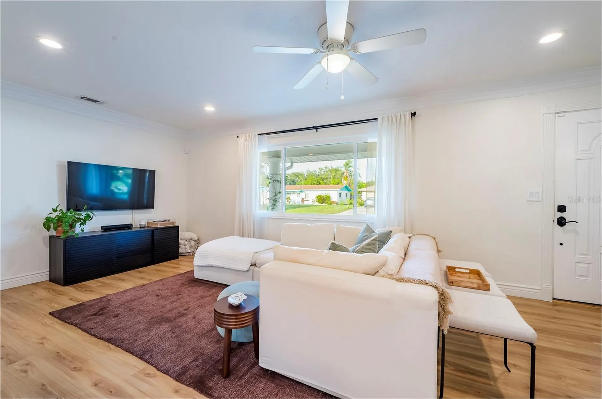 1252 Burma Avenue Clearwater FL 33764