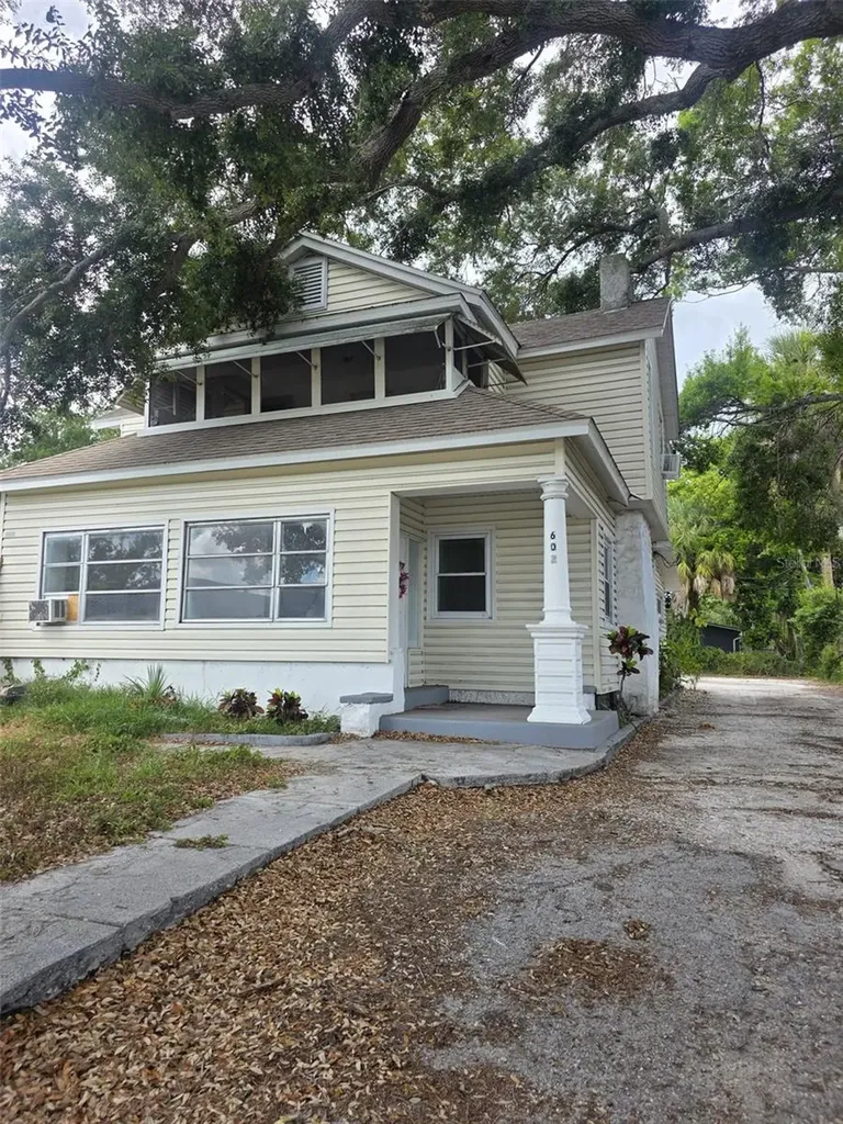 602 W 26th Street Bradenton FL 34205