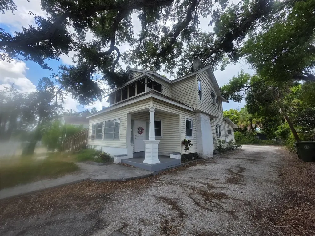 602 W 26th Street Bradenton FL 34205