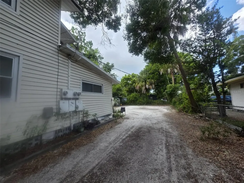 602 W 26th Street Bradenton FL 34205