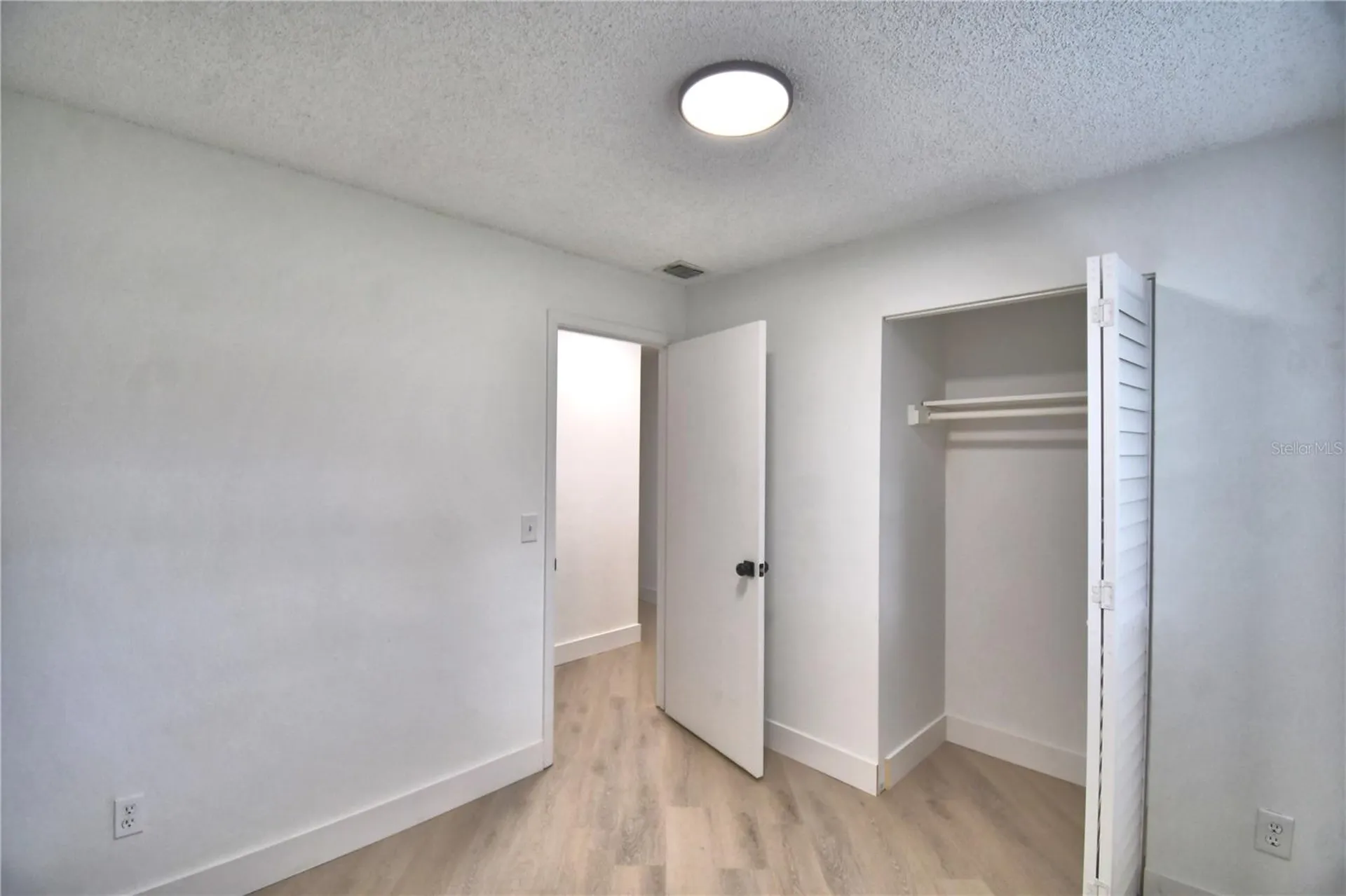 808 Oakmont Court Deland FL 32720