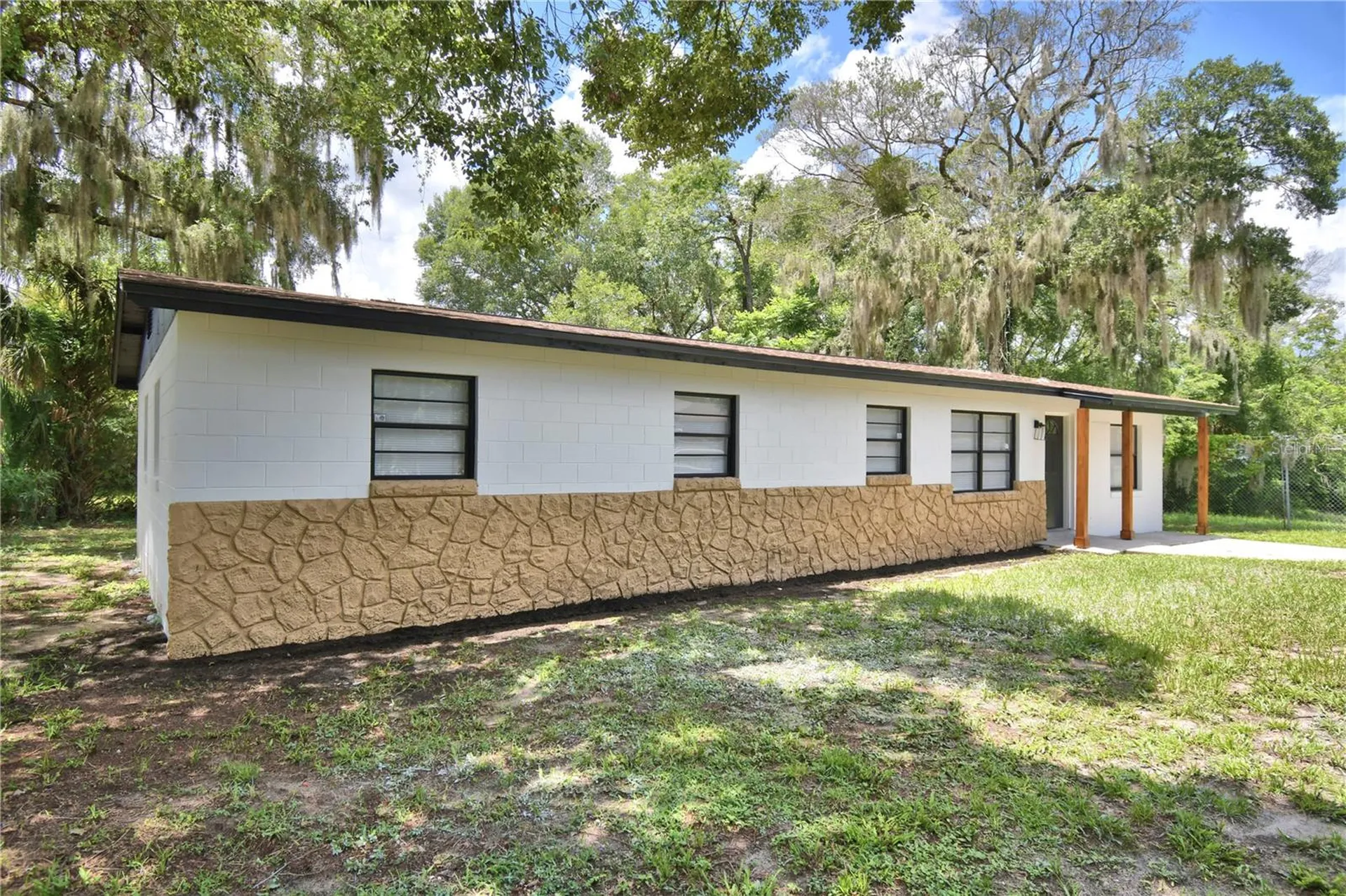 808 Oakmont Court Deland FL 32720