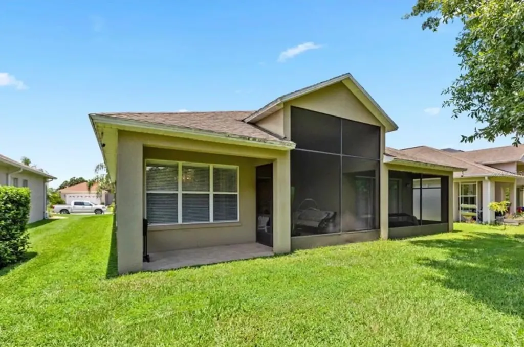 2112 Bunker View Court Kissimmee FL 34746