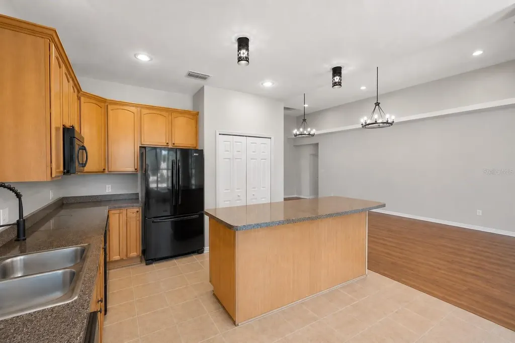 2112 Bunker View Court Kissimmee FL 34746