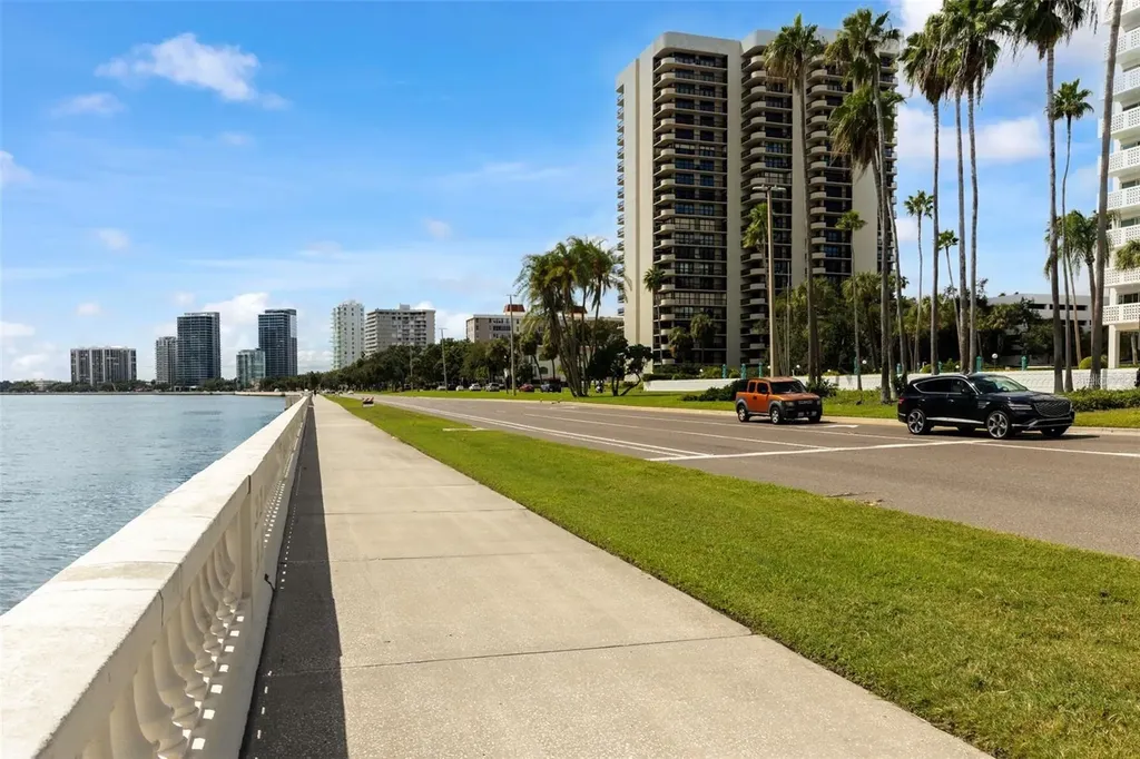 4141 Bayshore Boulevard Tampa FL 33611