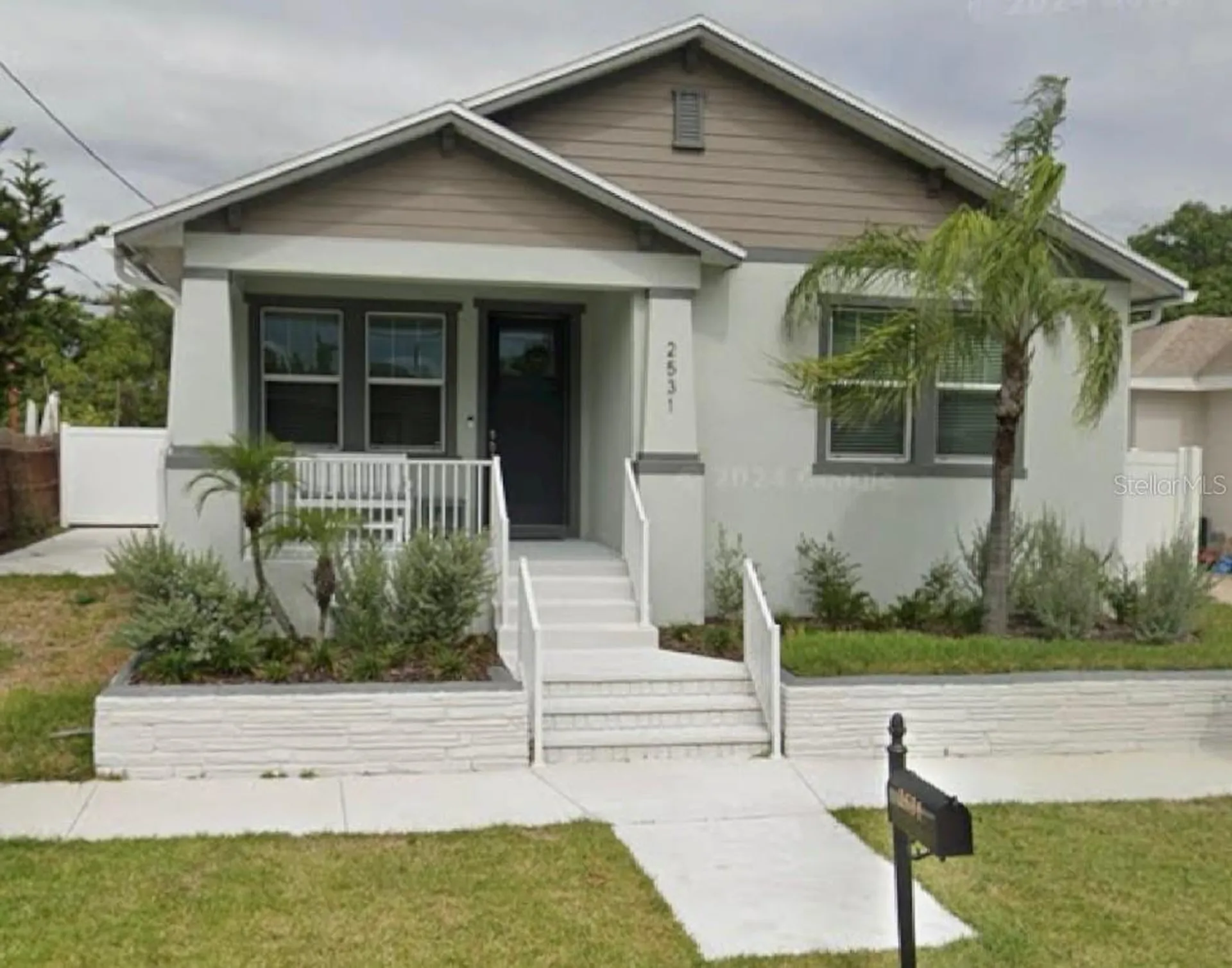 2531 W Walnut Street Tampa FL 33607