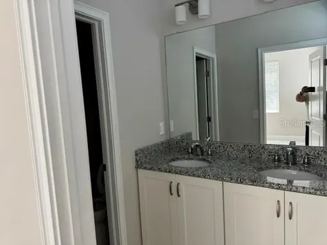 2531 W Walnut Street Tampa FL 33607