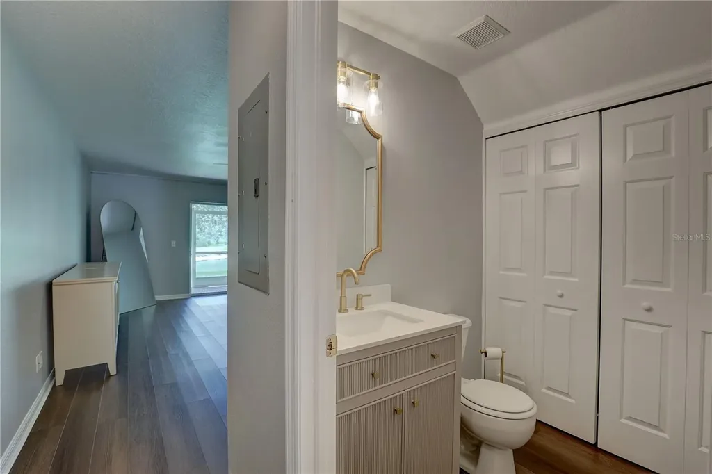 9516 Charlesberg Drive Tampa FL 33635