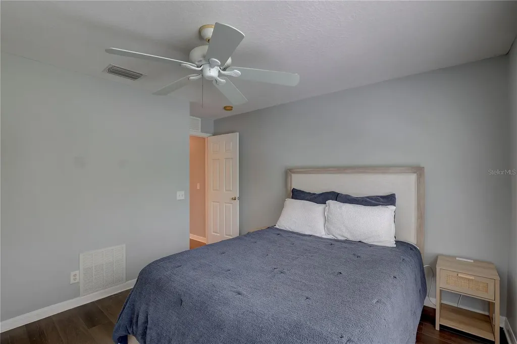 9516 Charlesberg Drive Tampa FL 33635