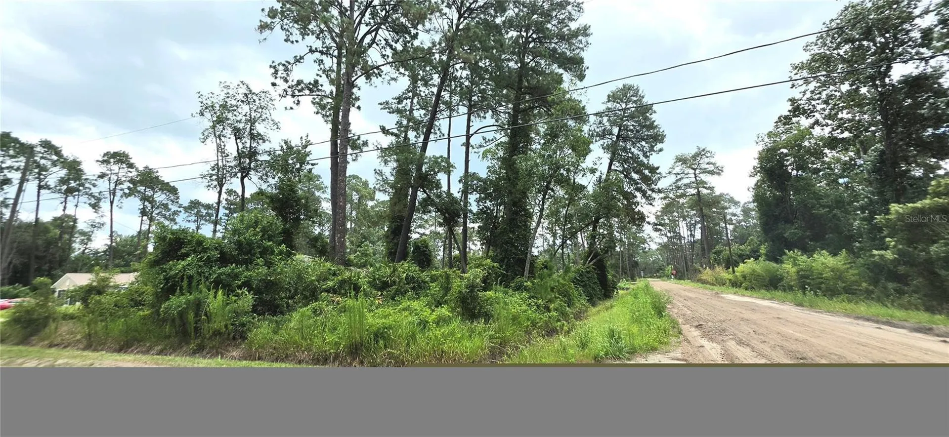 10TH Avenue Deland FL 32724