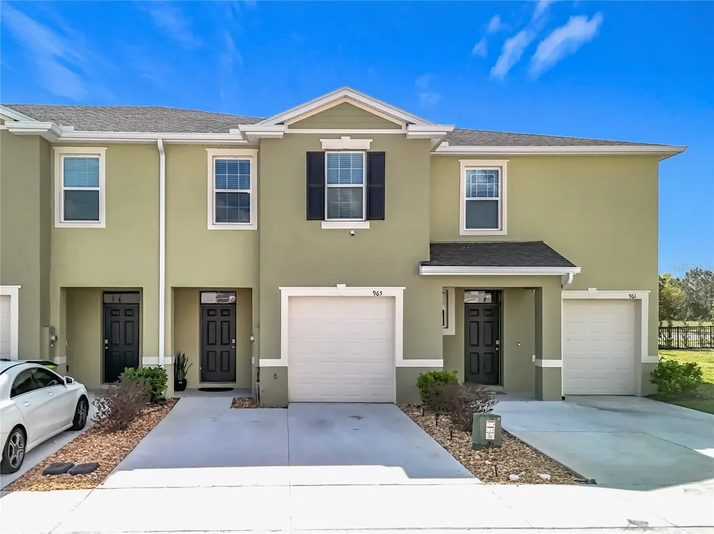 965 Lido Drive Howey In The Hills FL 34737