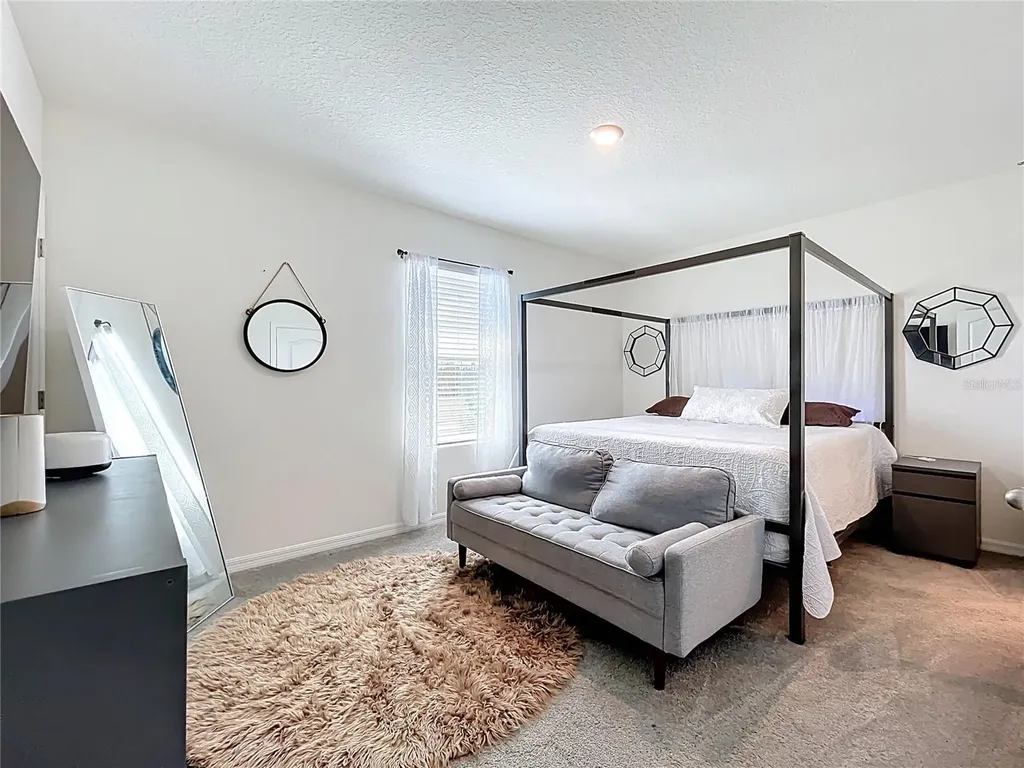 965 Lido Drive Howey In The Hills FL 34737