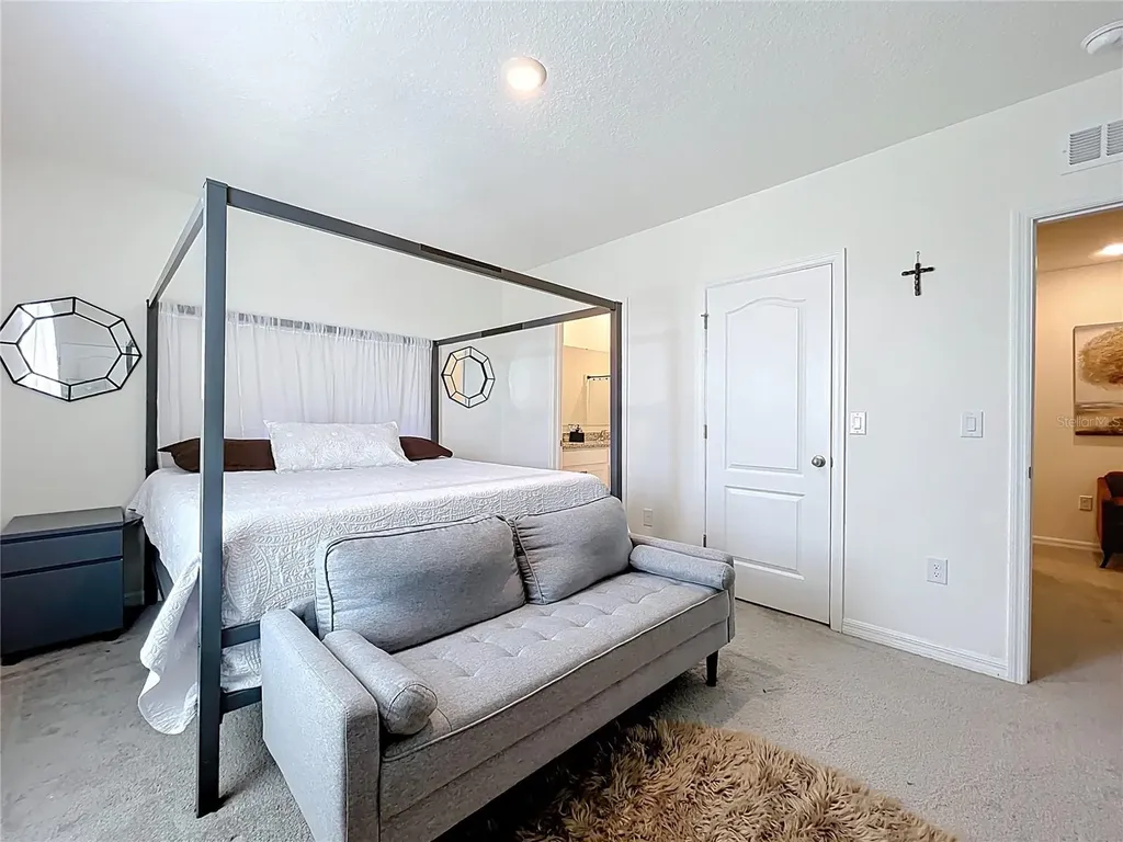 965 Lido Drive Howey In The Hills FL 34737