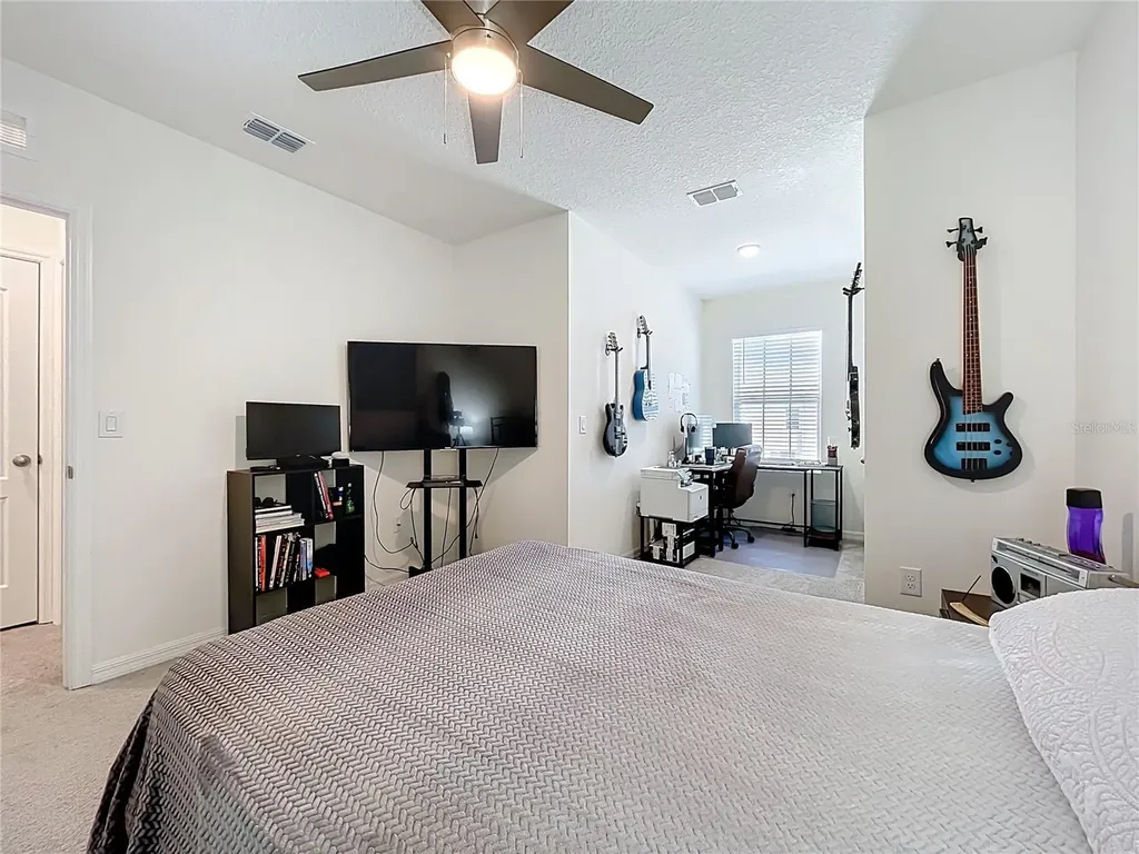 965 Lido Drive Howey In The Hills FL 34737