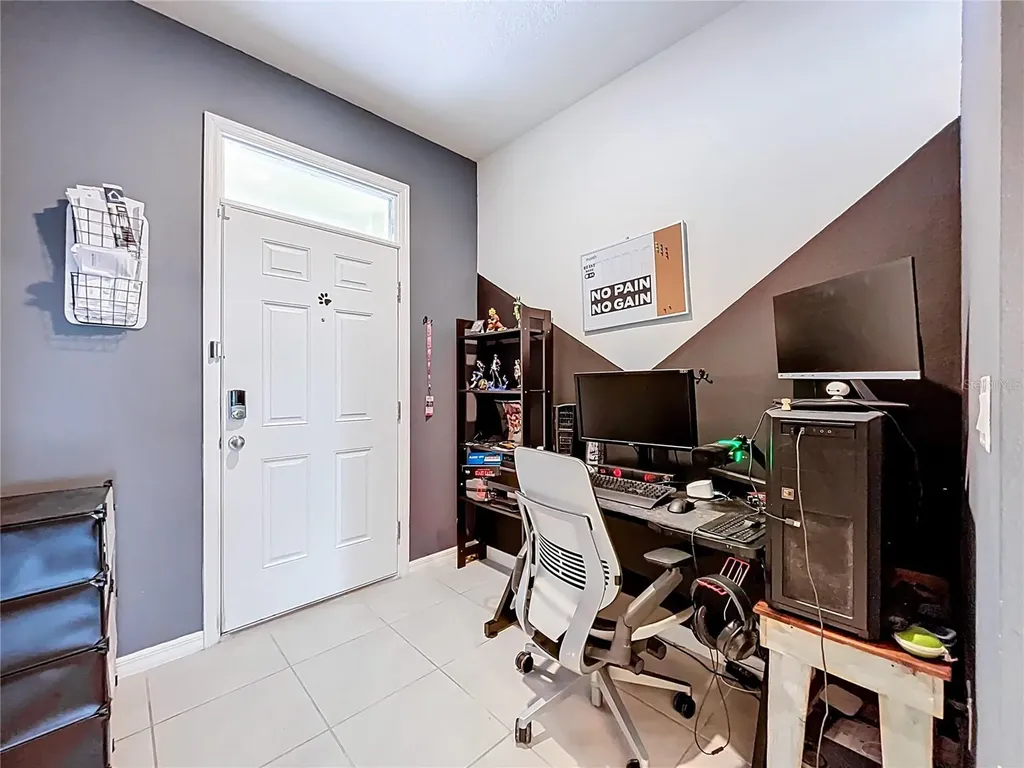 965 Lido Drive Howey In The Hills FL 34737