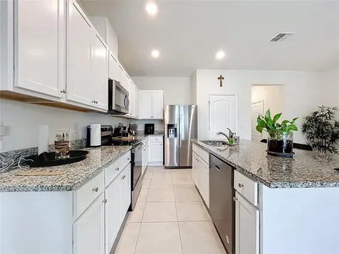 965 Lido Drive Howey In The Hills FL 34737