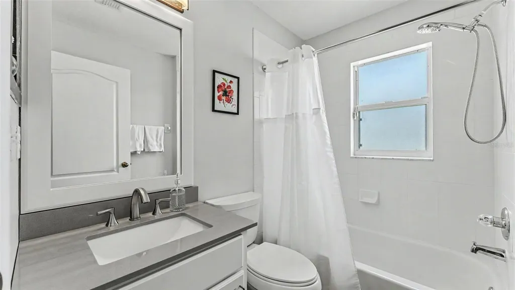 2219 Towering Oaks Circle Seffner FL 33584
