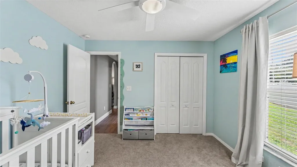 2219 Towering Oaks Circle Seffner FL 33584