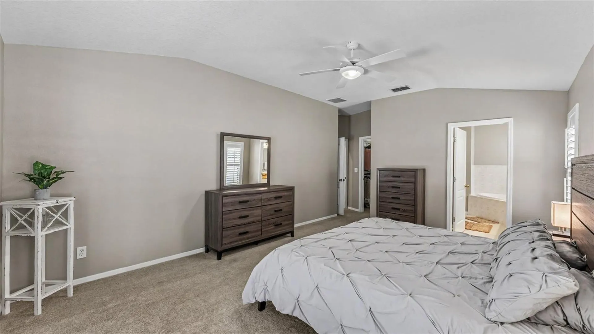 2219 Towering Oaks Circle Seffner FL 33584