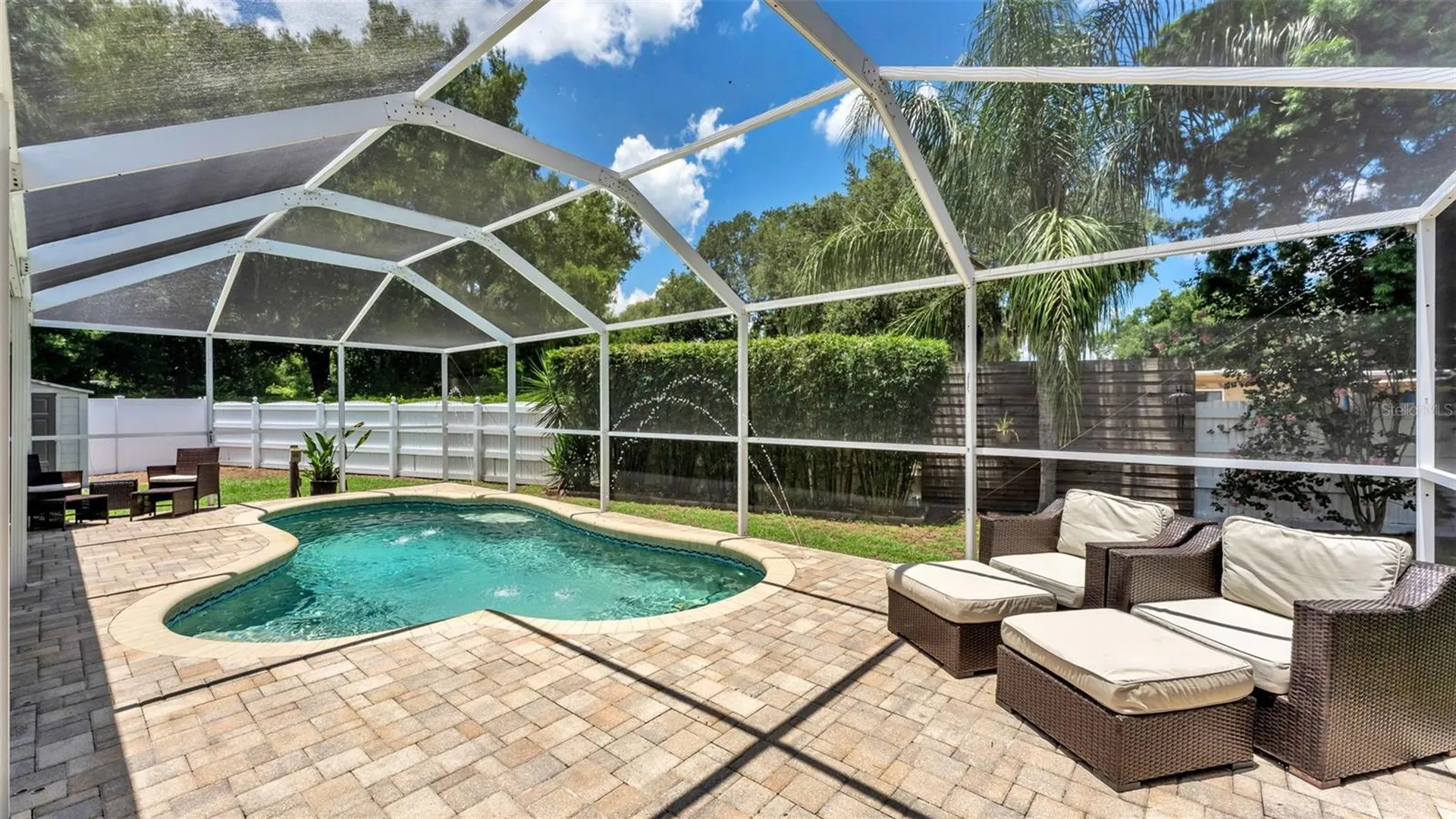 2219 Towering Oaks Circle Seffner FL 33584