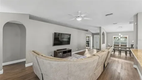 2219 Towering Oaks Circle Seffner FL 33584
