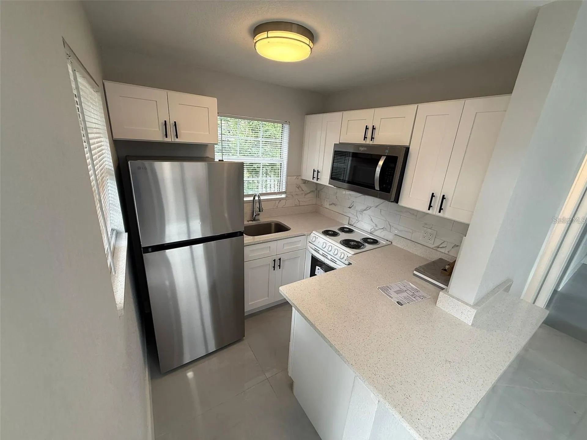 427 40th Avenue S St Petersburg FL 33705