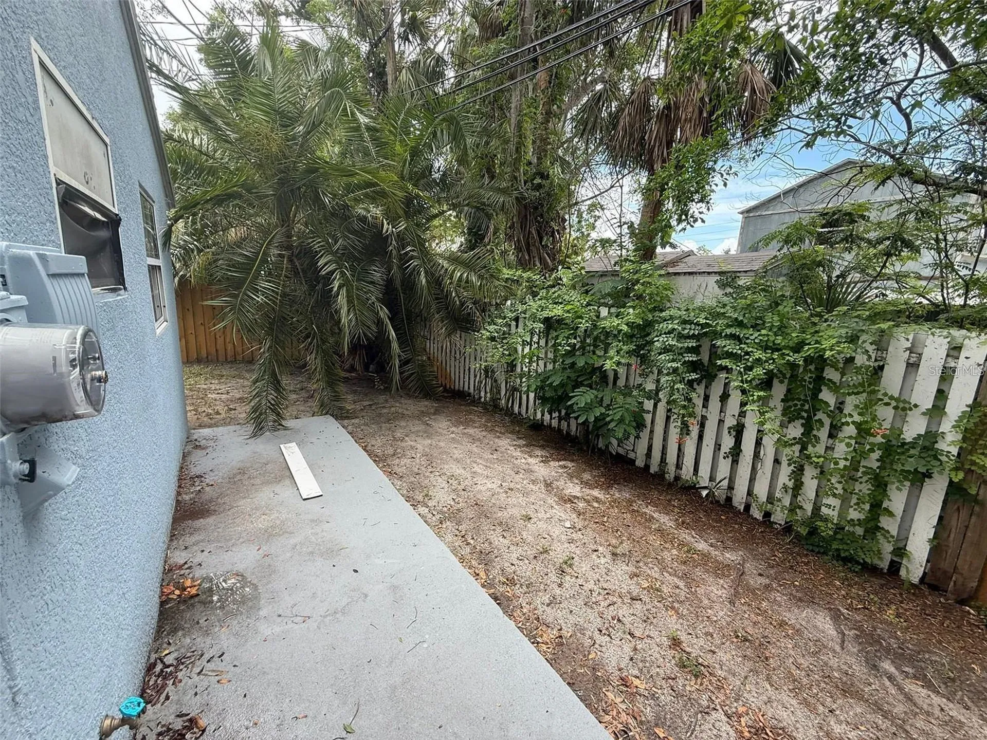 427 40th Avenue S St Petersburg FL 33705