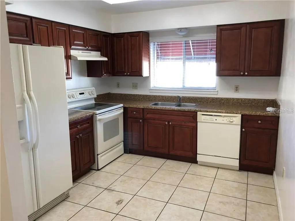 4213 S Semoran Boulevard Orlando FL 32822