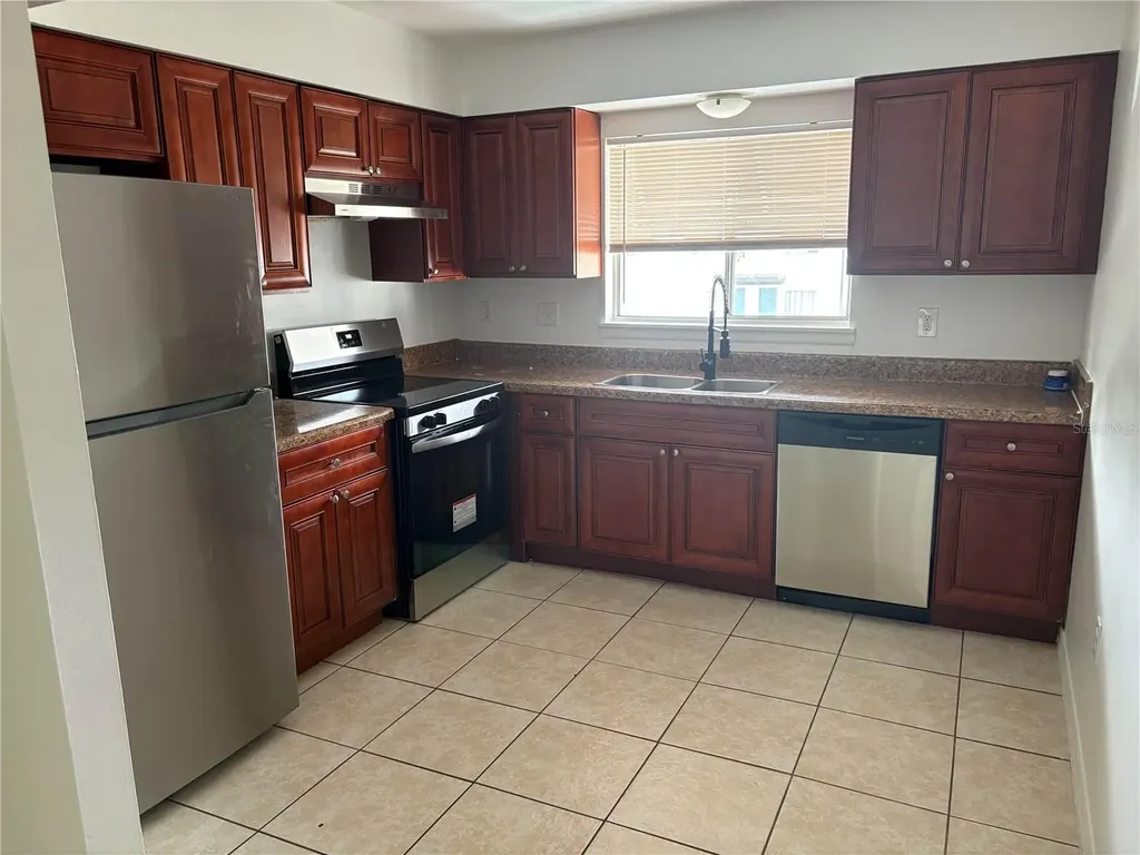 4213 S Semoran Boulevard Orlando FL 32822