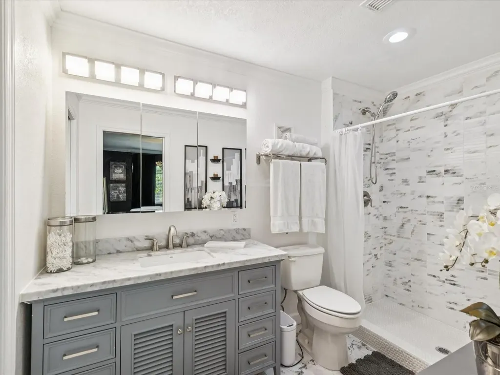 1308 70th Street N St Petersburg FL 33710