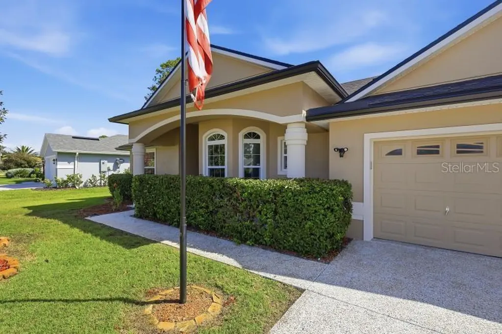69 Wellesley Lane Palm Coast FL 32164