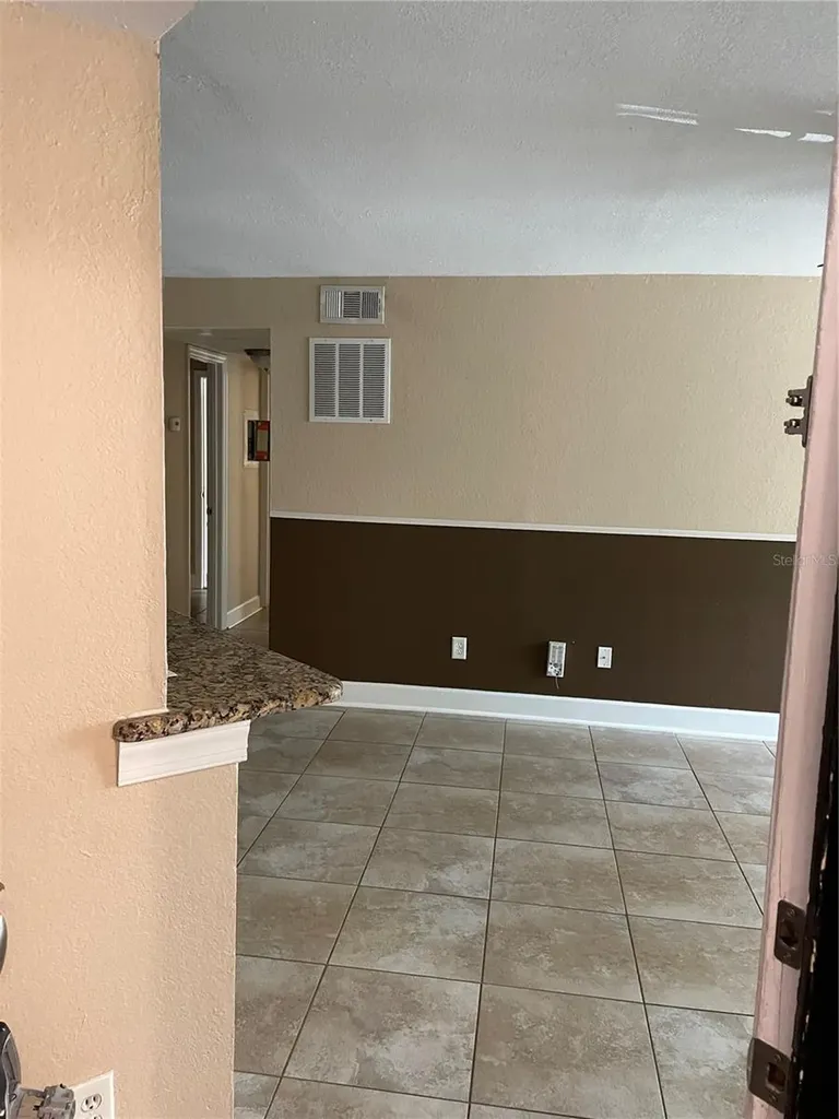 4512 Commander Drive Orlando FL 32822