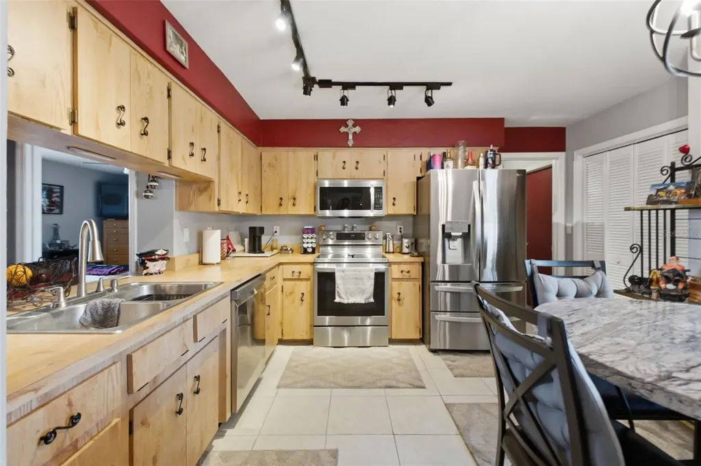 5906 W Woodhill Court Crystal River FL 34429