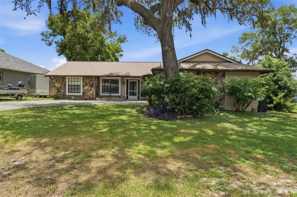 5906 W Woodhill Court Crystal River FL 34429